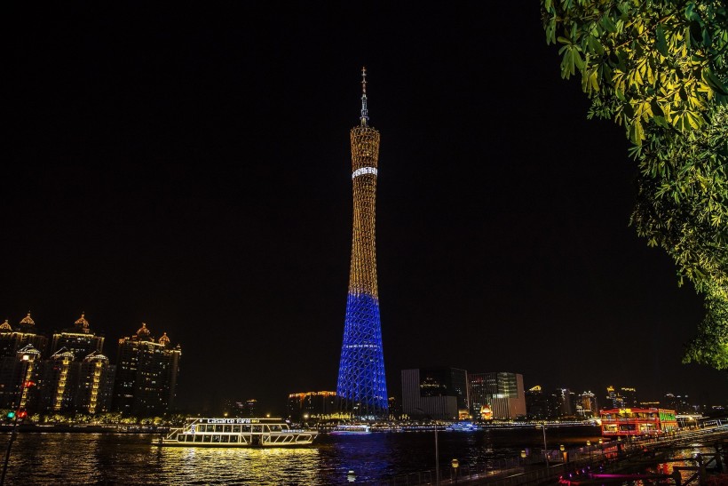 广州塔小蛮腰夜景图片