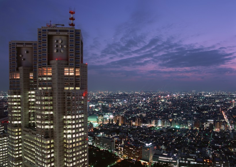 城市繁華夜景圖片