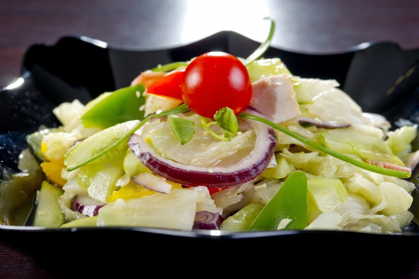 营养爽口的蔬菜沙拉图片