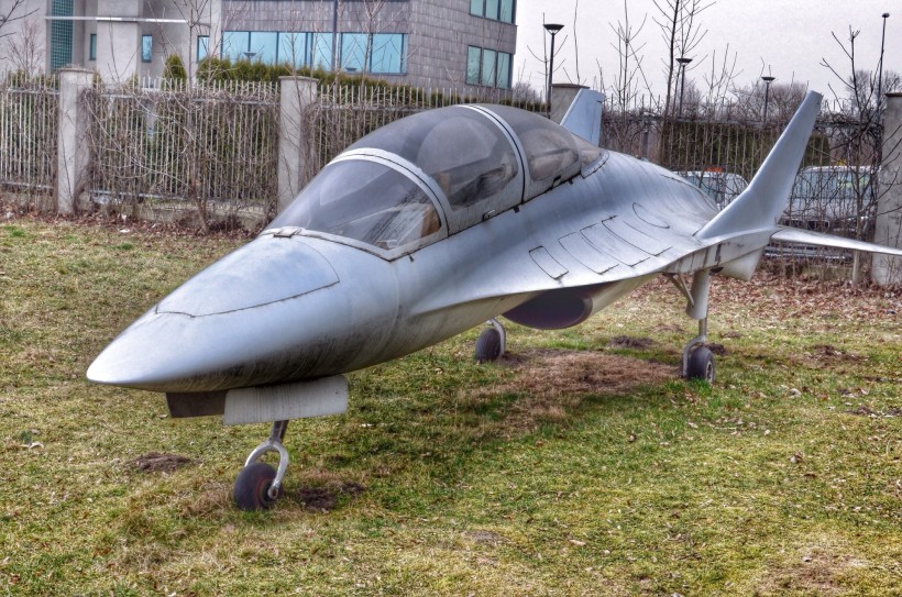 波兰航空博物馆飞机图片