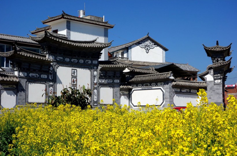 白族民居建筑图片