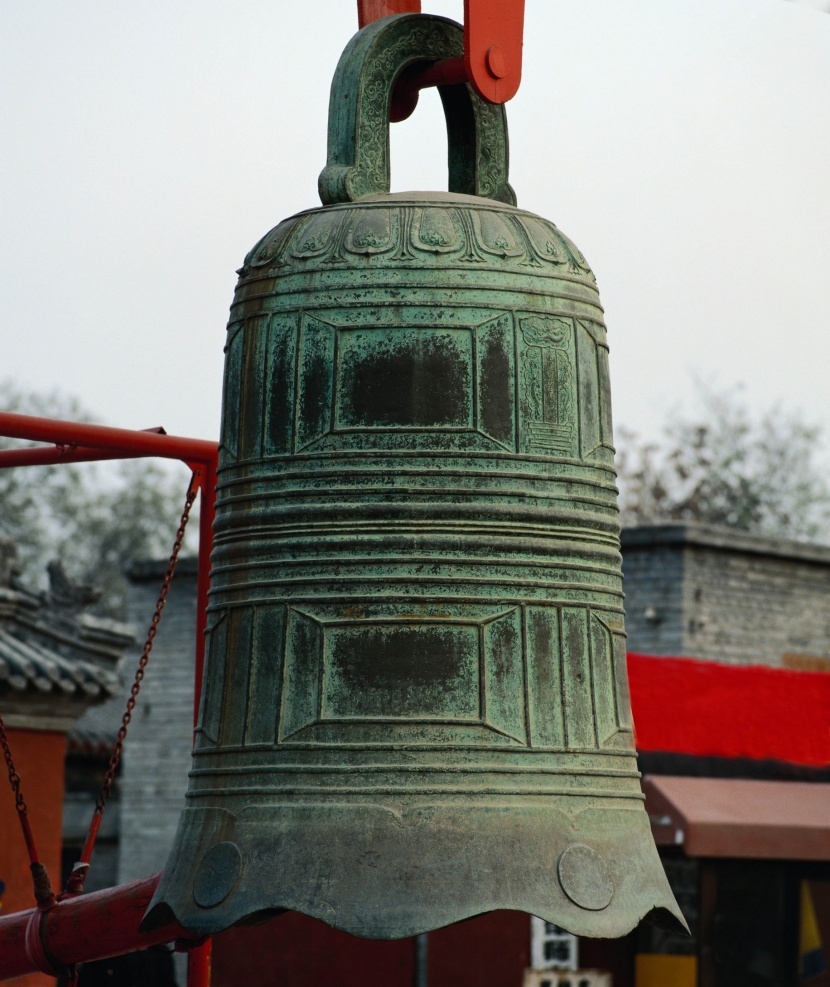 青铜大钟图片