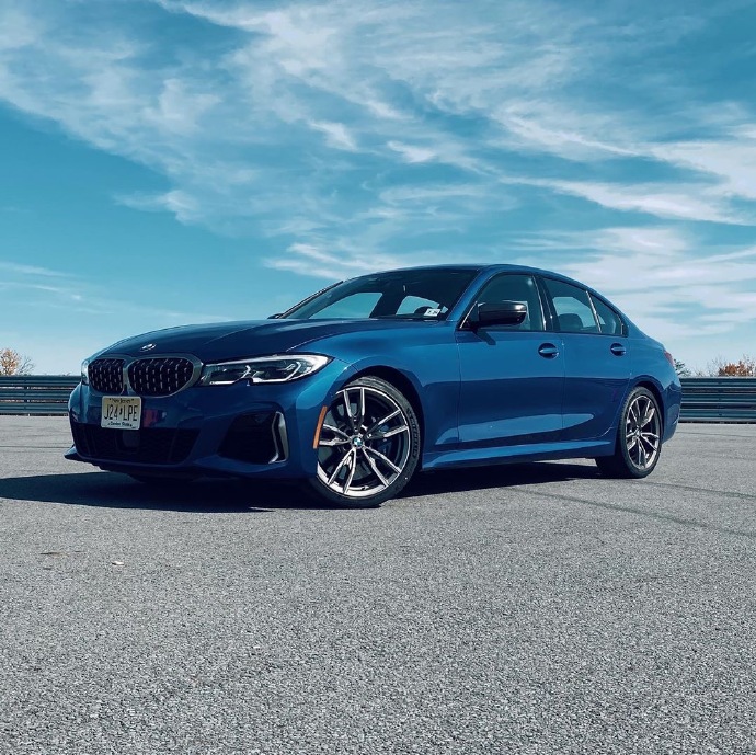 一组帅气蓝色的BMW M340i 图片欣赏