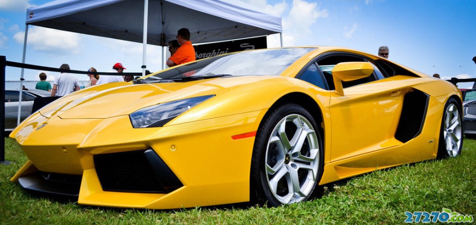 最新街拍 各色蘭博基尼Aventador