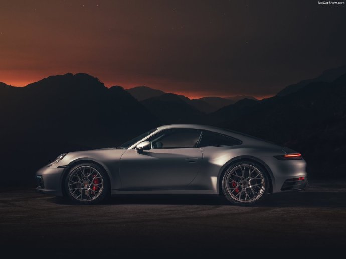 炫酷霸氣的Porsche 911 Carrera 4S (2019)圖片欣賞 ????