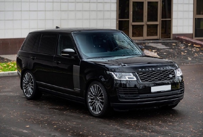 一組帥氣Range-Rover Long 3.0 2018