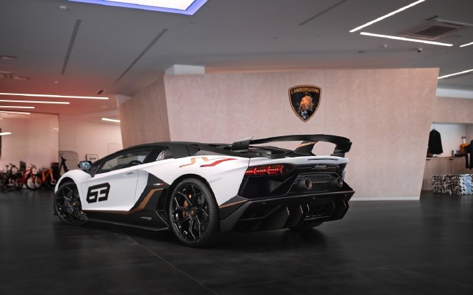 兰博基尼 Aventador SVJ 63图片欣赏