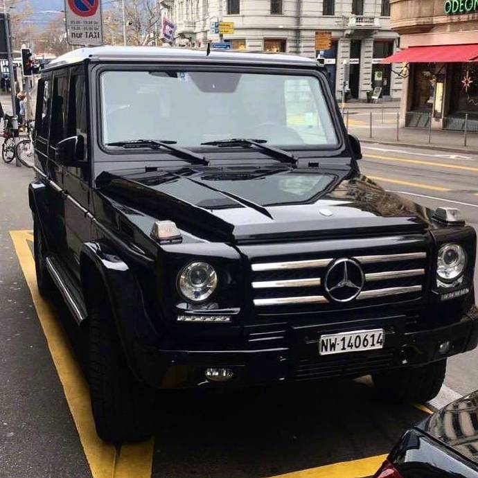 Mercedes G-Class  男生女生開都很帥的車