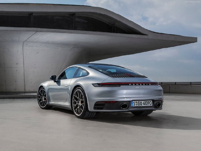 炫酷霸氣的Porsche 911 Carrera 4S (2019)圖片欣賞 ????