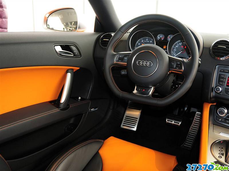 奥迪 奥迪TTS 2011款 TTS Coupe 2.0TFSI quattro 车身外观