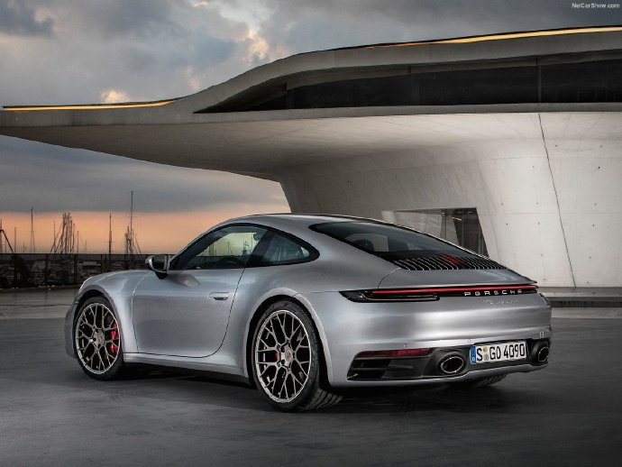 炫酷霸气的Porsche 911 Carrera 4S (2019)图片欣赏 ​​​​