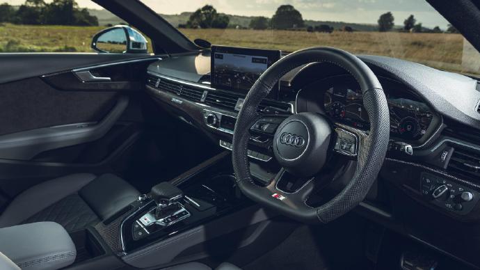 Audi S4 Avant 比新RS6顺眼吧