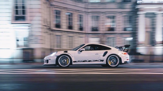 保时捷911 GT3 RS夜色大片