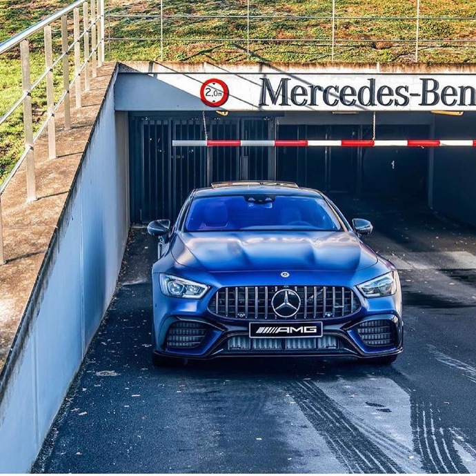 一套哑光蓝AMG gt63s 图片欣赏