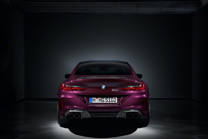 全新BMW M8 Gran Coupe超清大片兒來襲