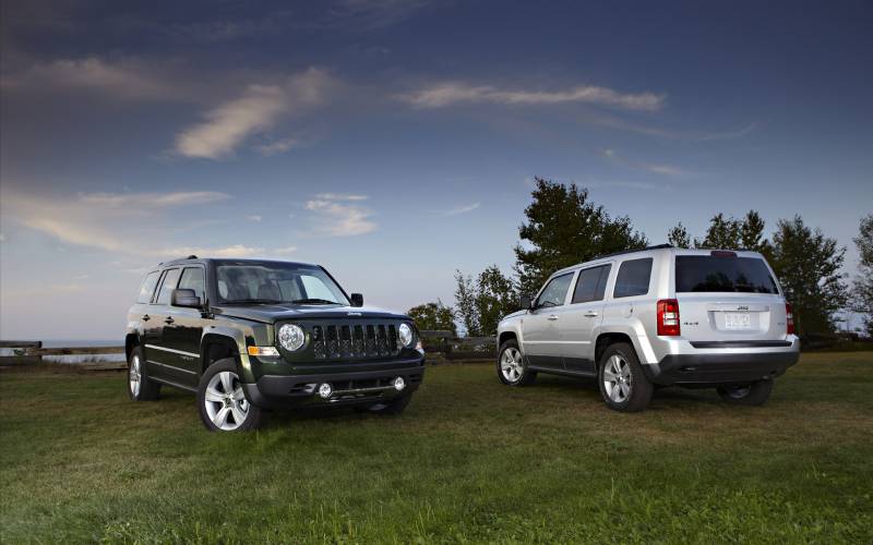 偏重公路性能的吉普车Jeep Patriot高清图片