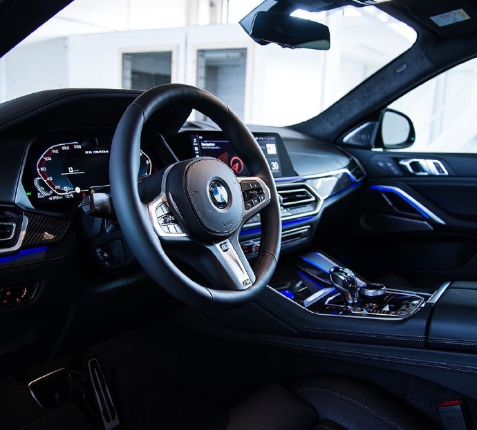 全新BMW X6 M50d ​​​​图片欣赏
