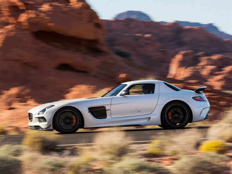 奔驰跑车SLS AMG Black Series图片赏析