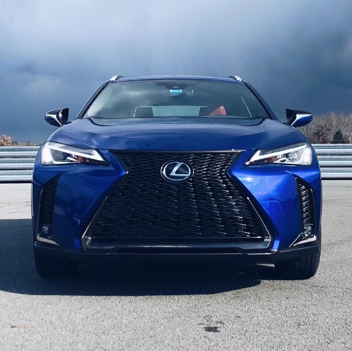 LEXUS UX 其实雷克萨斯可以在suv上做一个性能版本系列 ​​​​