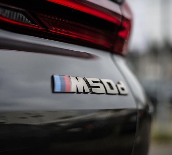 全新BMW X6 M50d ​​​​图片欣赏
