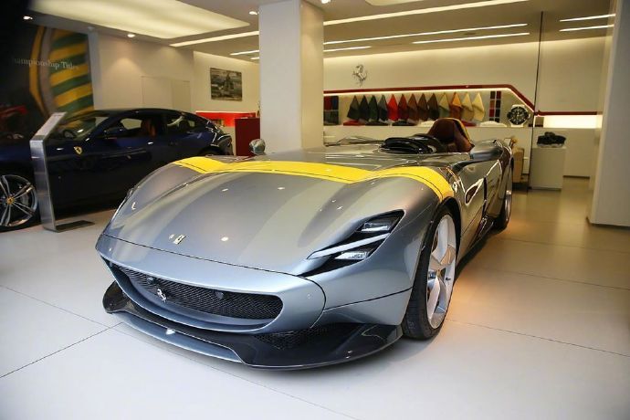 法拉利Ferrari Monza SP图片欣赏