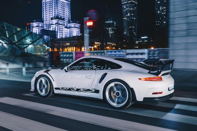 保時捷911 GT3 RS夜色大片