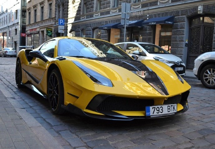 法拉利488 Spider Mansory Siracusa 4XX