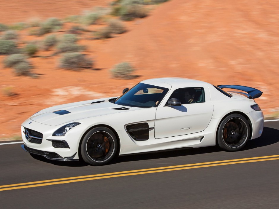 奔驰跑车SLS AMG Black Series图片赏析