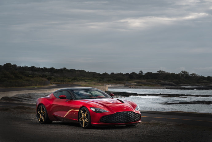 阿斯顿马丁DBS GT Zagato，优雅又性感的侧面线条让人沉醉