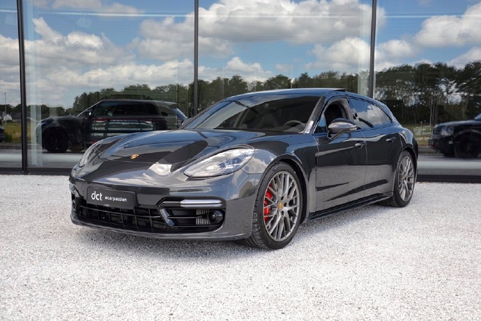 最帅四门轿跑 Porsche Panamera Turbo