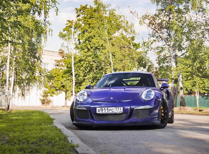 一组帅气骚紫色 保时捷 911 GT3 RS图片欣赏