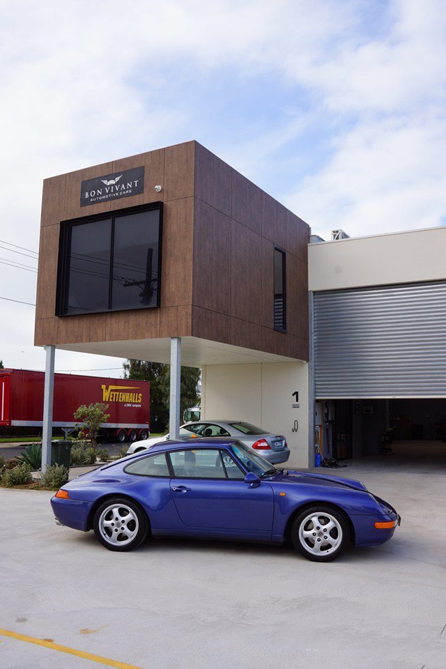 Porsche 911 Carrera 993 致敬老蛙