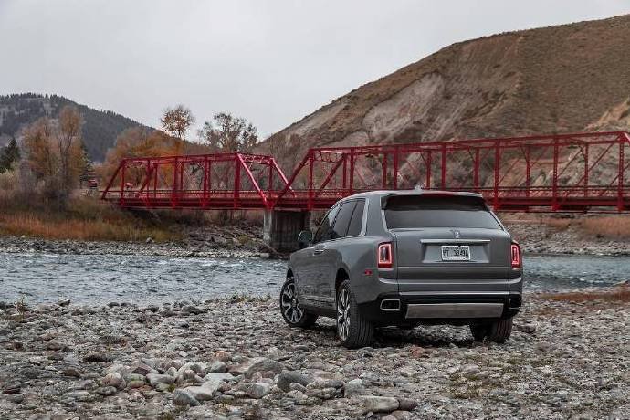 Rolls Royce Cullinan ???讓時間停止在這一刻好好欣賞