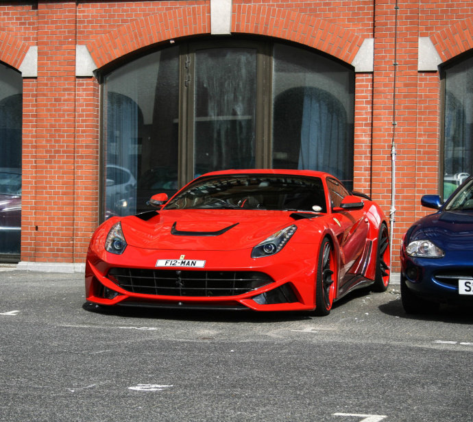 法拉利Ferrari Novitec Rosso F12 N-Largo