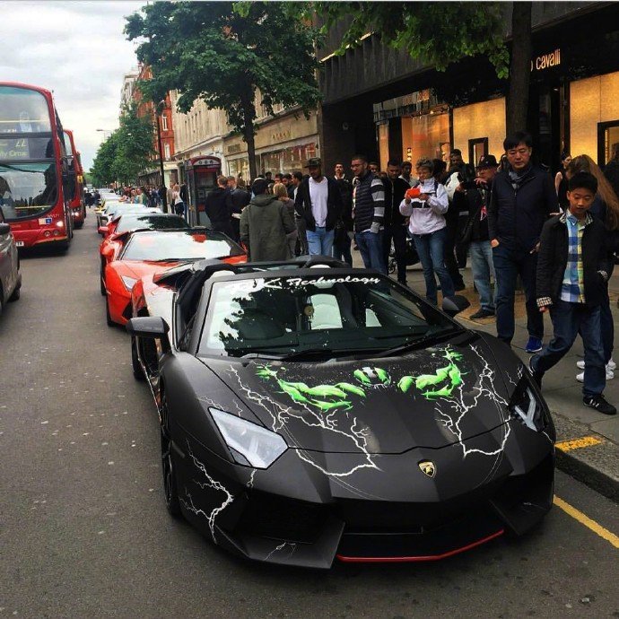 兰博基尼Aventador，好帅