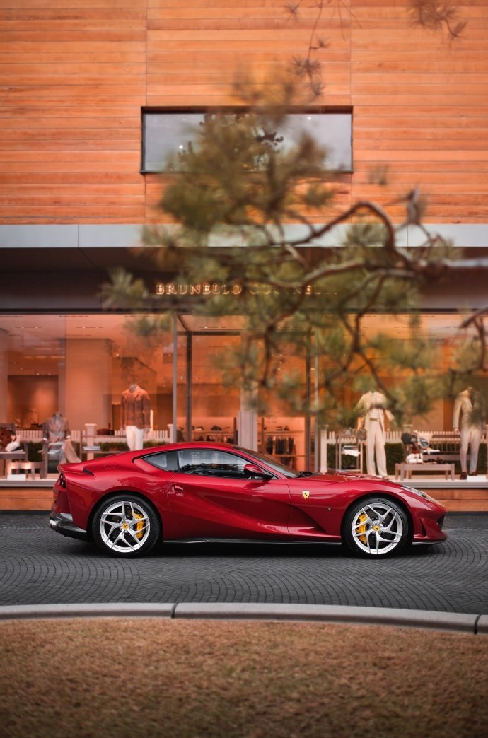 Ferrari 812  Superfast，唯美