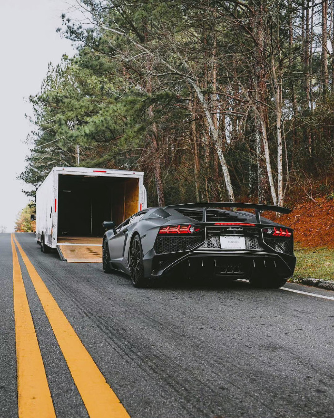 兰博基尼 Aventador SV跑车图片欣赏