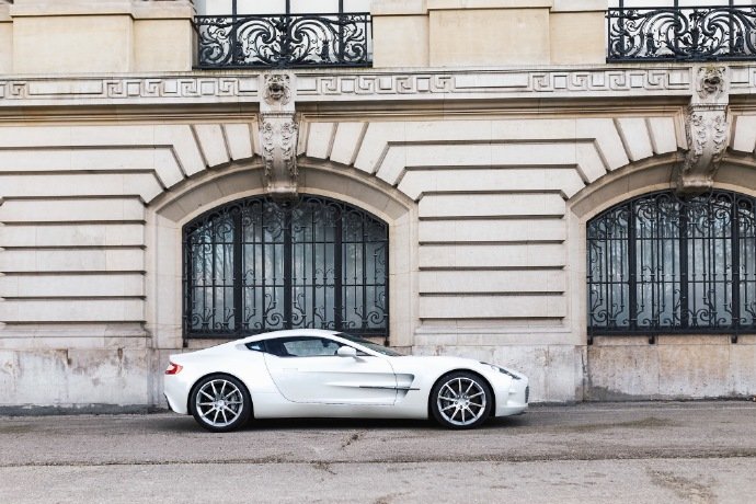 Aston Martin One-77，完美帅气