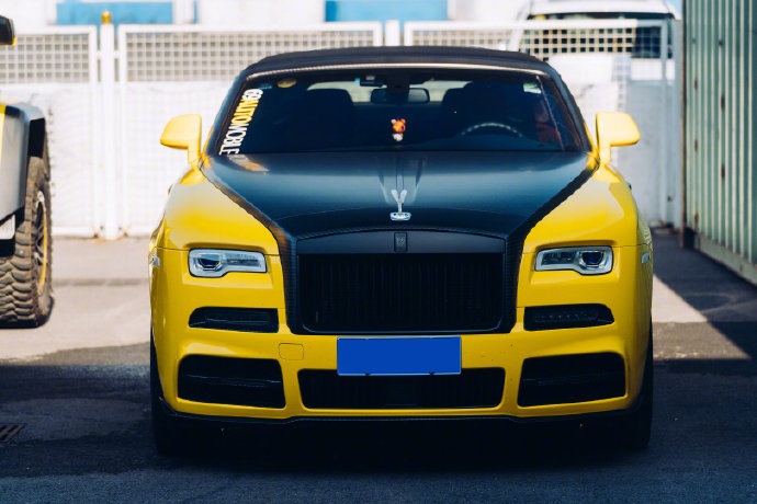 MANSORY Rolls-Royce Dawn，低调奢华有内涵