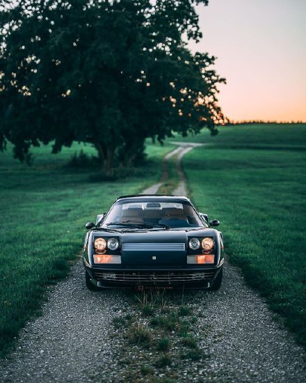 法拉利512 Berlinetta Boxer图片欣赏