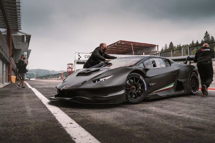 酷酷的黑色超级小蛮牛Huracan 1200hp