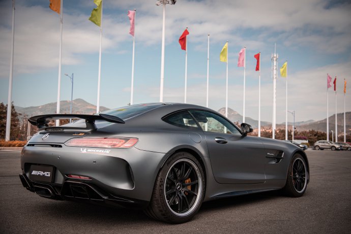 AMG GTR 限量奔驰绝对霸气