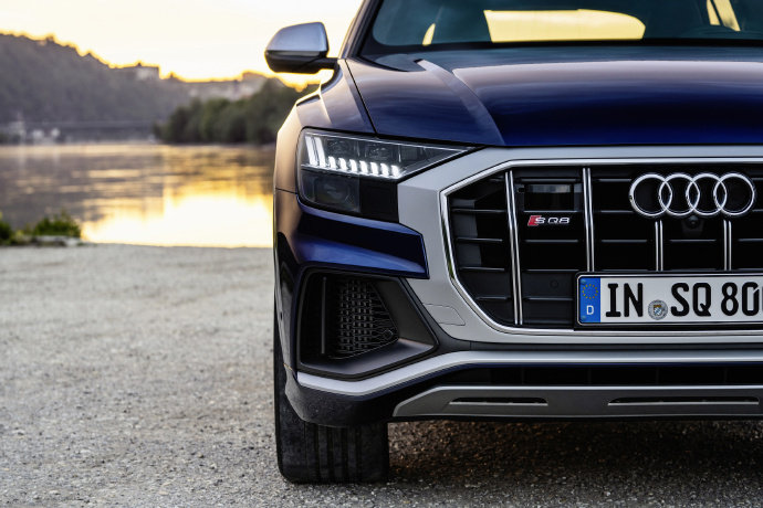 2021 Audi SQ8 TFSI 帅气满分