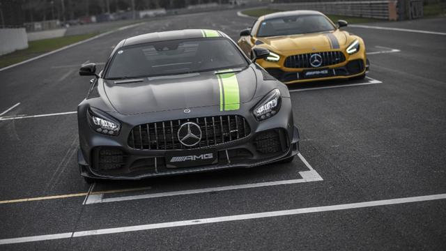 梅赛德斯AMG GT R Pro，超跑的Pro版本