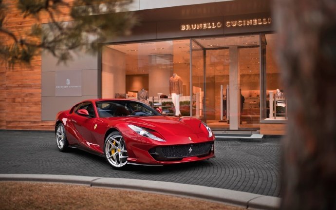 Ferrari 812  Superfast，唯美