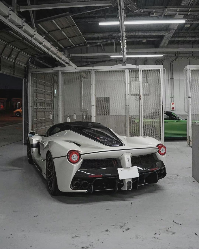 法拉利LaFerrari Aperta，马王驾到