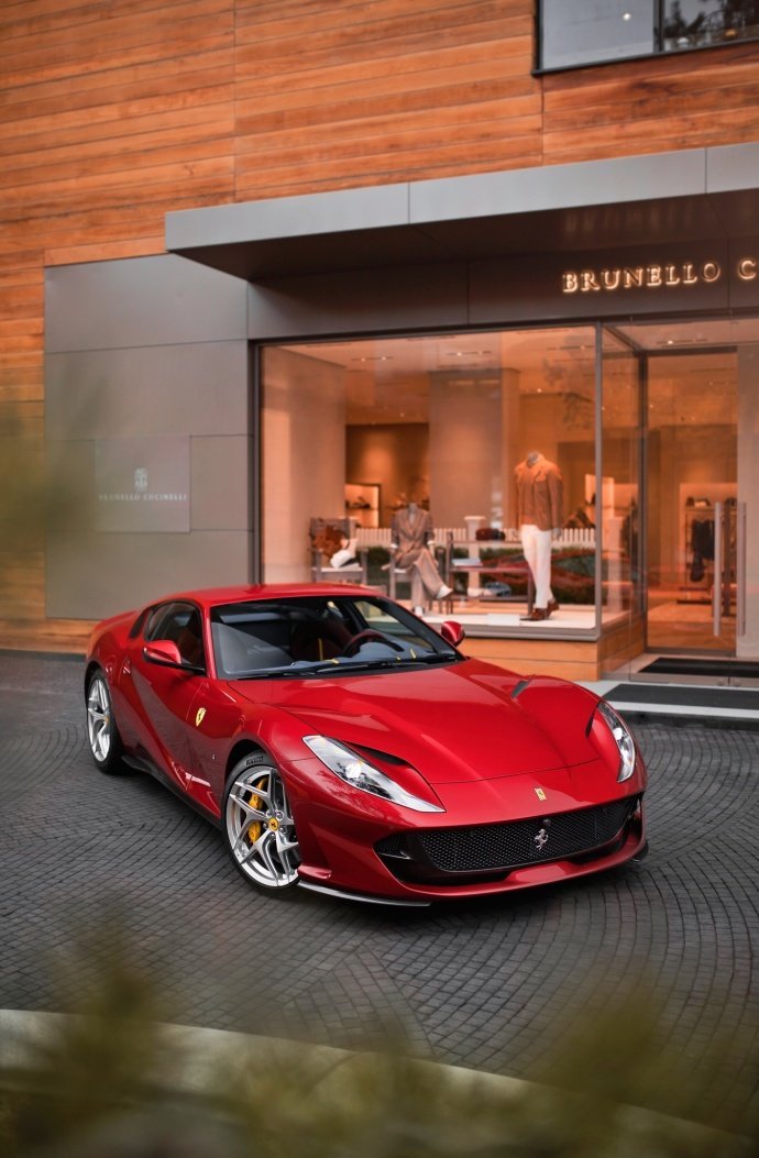 Ferrari 812  Superfast，唯美