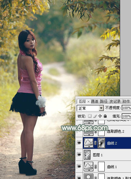 Photoshop給樹林中的紅衣美女加上漂亮的秋季色