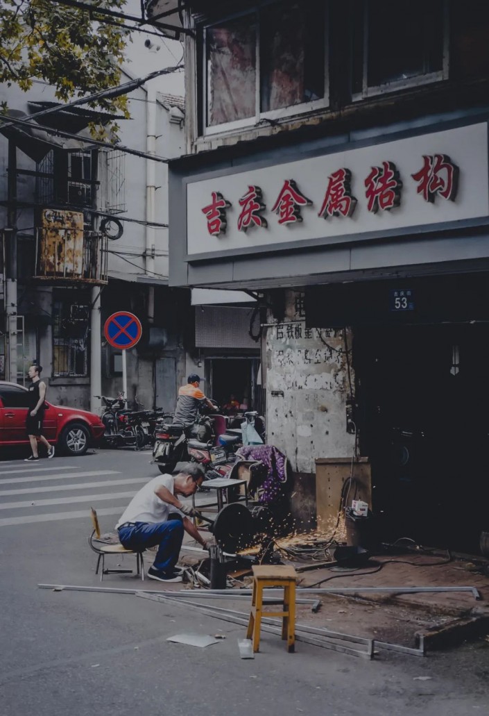 扫街照片，调出人文色调的扫街照片