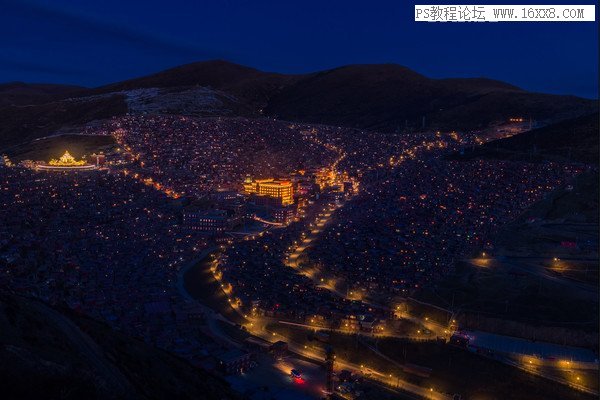 夜景照片，通過PS對(duì)夜景照片進(jìn)行后期修圖